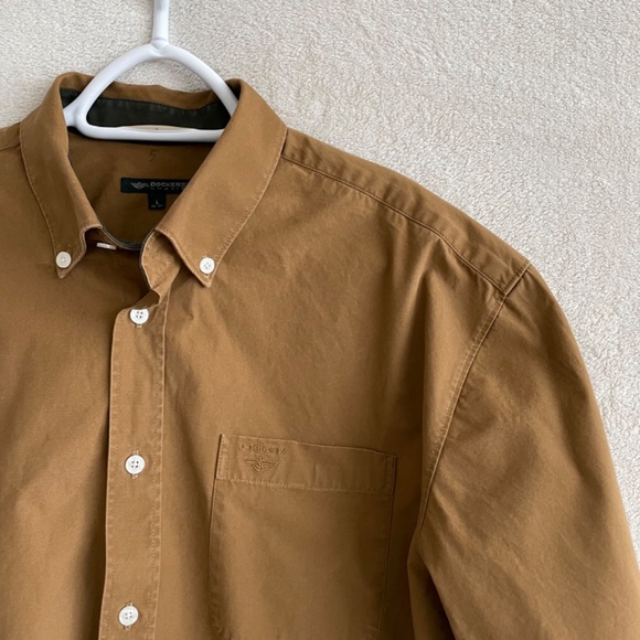 Dockers’ Khakis Men’s Dress Shirt - Picture 4 of 7